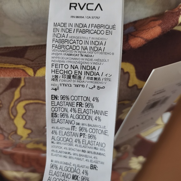 RVCA Push It Bike Shorts - NWT (L) - Picture 11 of 13